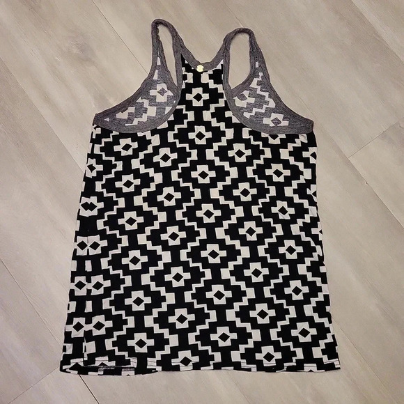 🛍Macbeth Collection Black and White Geometric Print Racerback‎ Tank Womens S - Picture 3 of 7